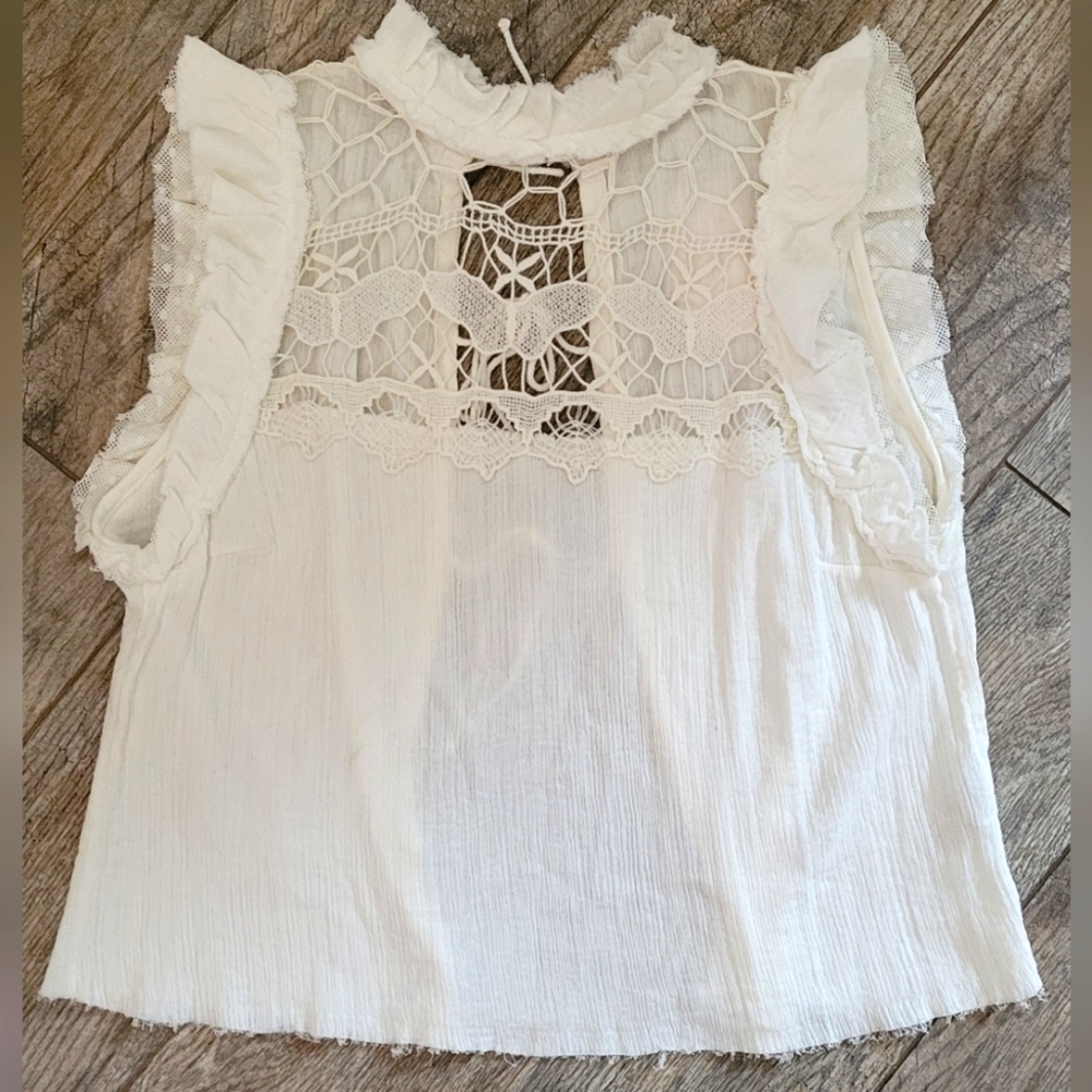 Free People Simply Smiles Crochet Halter Top Ruffle Neck & Sleeve Open Tie Back